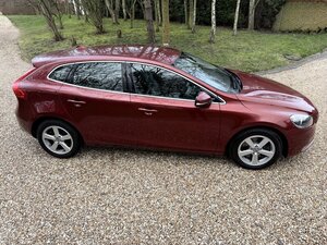 Volvo V40 2.0  SE D4 AUTO 5dr Hatch