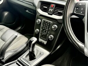 Volvo V40 2.0 V40 R-design D2 5dr