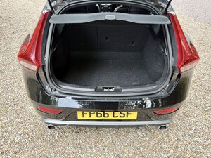 Volvo V40 2.0 V40 R-design D2 5dr