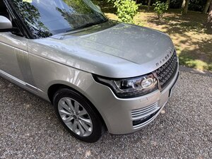 Land Rover Range Rover 3.0 Range Rover Vogue TDV6 Auto 