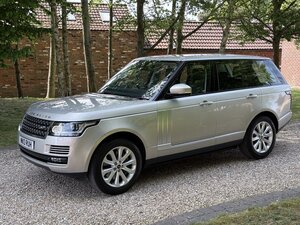 Land Rover Range Rover 3.0 Range Rover Vogue TDV6 Auto 