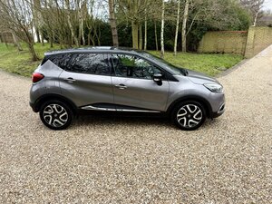 Renault Captur 1.2 Captur Signature NAV TCE AUtomatic
