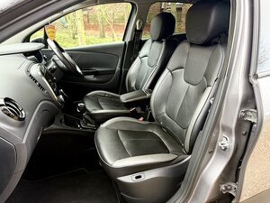 Renault Captur 1.2 Captur Signature NAV TCE AUtomatic