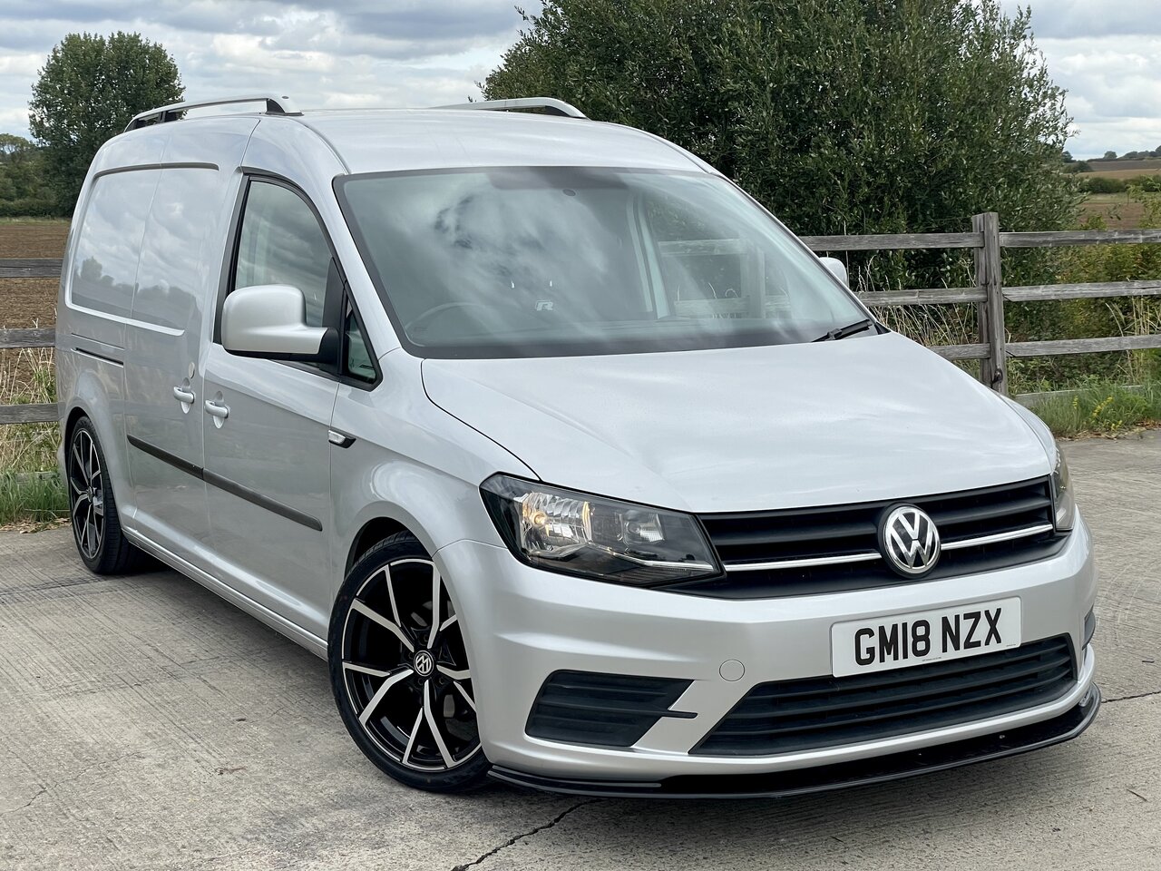 Volkswagen Caddy MaxI 2.0 Caddy Maxi C20 Trendline Tdi Semi-auto dr