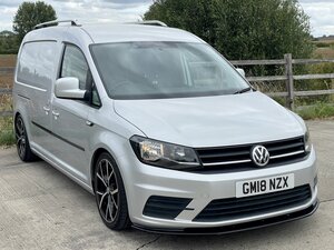 Volkswagen Caddy MaxI 2.0 Caddy Maxi C20 Trendline Tdi Semi-auto dr