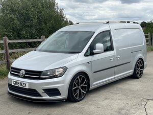 Volkswagen Caddy MaxI 2.0 Caddy Maxi C20 Trendline Tdi Semi-auto dr