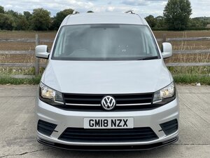 Volkswagen Caddy MaxI 2.0 Caddy Maxi C20 Trendline Tdi Semi-auto dr