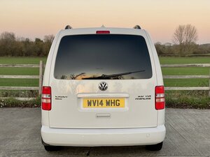 Volkswagen Caddy Maxi Highline 2.0 TDI