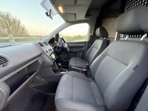 Volkswagen Caddy Maxi Highline 2.0 TDI