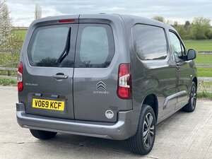 Citroen Berlingo 1.5 Berlingo 1000 Enterprise BLUE HDI S/S AUTO 5dr