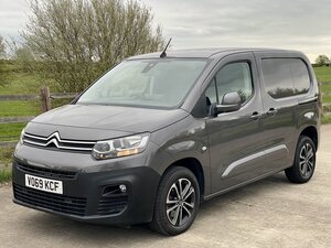 Citroen Berlingo 1.5 Berlingo 1000 Enterprise BLUE HDI S/S AUTO 5dr