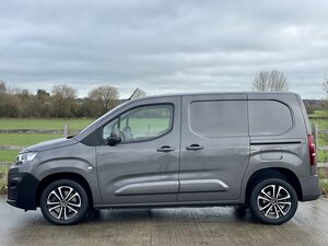Citroen Berlingo 1.5 Berlingo 1000 Enterprise BLUE HDI S/S AUTO 5dr