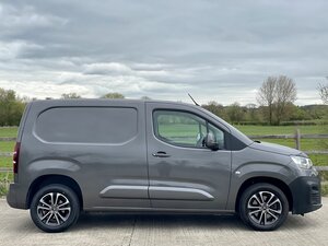 Citroen Berlingo 1.5 Berlingo 1000 Enterprise BLUE HDI S/S AUTO 5dr