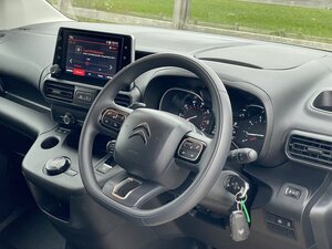 Citroen Berlingo 1.5 Berlingo 1000 Enterprise BLUE HDI S/S AUTO 5dr