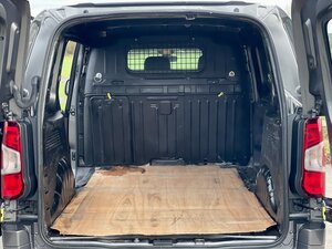 Citroen Berlingo 1.5 Berlingo 1000 Enterprise BLUE HDI S/S AUTO 5dr