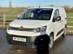 Citroen Berlingo 1.5 Berlingo 1000 Enterprise BLUE HDI S/S AUTO 5dr