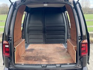 Volkswagen Caddy Maxi 2.0 Caddy MAXI C20 Highline TDI Semi-auto 6dr