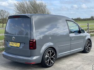 Volkswagen Caddy  2.0 TDI C20 Trendline DAY Camper Stitches + Steel