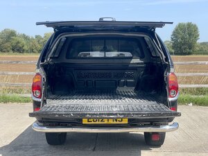 Mitsubishi L200 2.5 L200 Barbarian Lwb Double Cab Di-d 4x4 Auto 