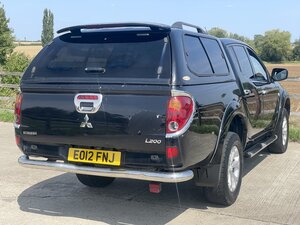 Mitsubishi L200 2.5 L200 Barbarian Lwb Double Cab Di-d 4x4 Auto 