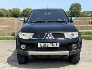 Mitsubishi L200 2.5 L200 Barbarian Lwb Double Cab Di-d 4x4 Auto 