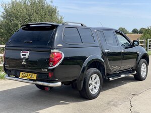 Mitsubishi L200 2.5 L200 Barbarian Lwb Double Cab Di-d 4x4 Auto 