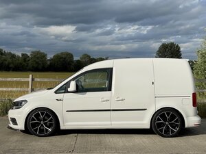 Volkswagen Caddy 2.0 Caddy C20 Trendline Tdi Semi-auto dr