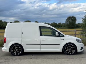 Volkswagen Caddy 2.0 Caddy C20 Trendline Tdi Semi-auto dr