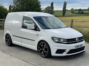 Volkswagen Caddy 2.0 Caddy C20 Trendline Tdi Semi-auto dr