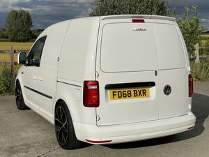 Volkswagen Caddy 2.0 Caddy C20 Trendline Tdi Semi-auto dr