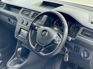 Volkswagen Caddy 2.0 Caddy C20 Trendline Tdi Semi-auto dr