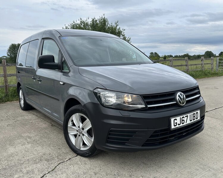 Volkswagen Caddy Maxi Kombi 2.0 Caddy MAXI Kombi C20 TDI DSG Semi-auto 5dr