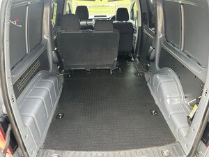 Volkswagen Caddy Maxi Kombi 2.0 Caddy MAXI Kombi C20 TDI DSG Semi-auto 5dr