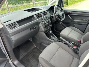 Volkswagen Caddy Maxi Kombi 2.0 Caddy MAXI Kombi C20 TDI DSG Semi-auto 5dr