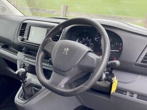 Peugeot Expert 2.0 Expert Professional Premium L2 BLUE HDI 6dr