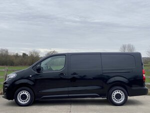 Peugeot Expert 2.0 Expert Professional Premium L2 BLUE HDI 6dr