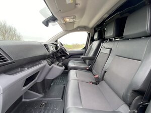 Peugeot Expert 2.0 Expert Professional Premium L2 BLUE HDI 6dr