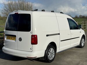 Volkswagen Caddy Maxi 2.0 Caddy MAXI C20 Highline TDI Semi-auto 6dr