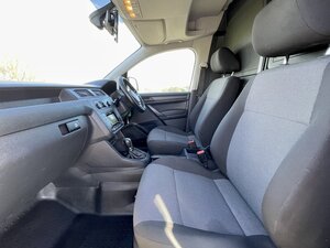 Volkswagen Caddy Maxi 2.0 Caddy MAXI C20 Highline TDI Semi-auto 6dr