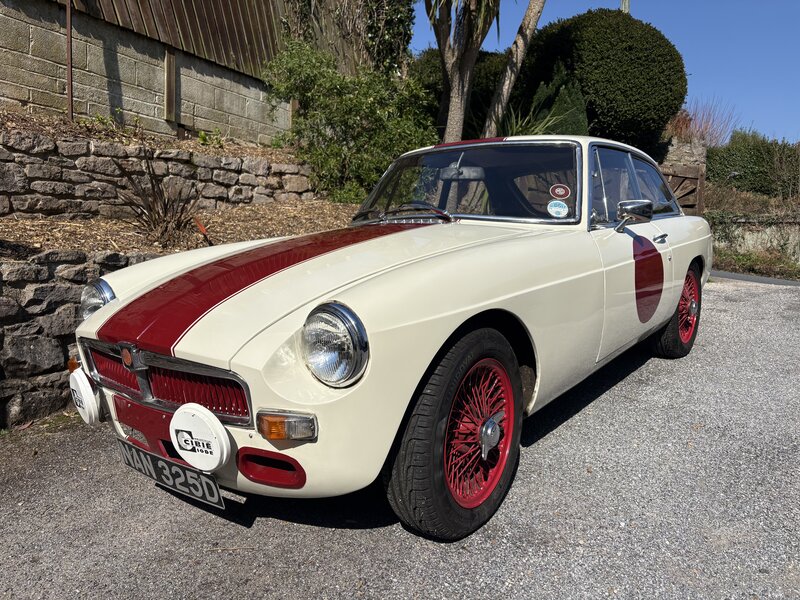MG MGB  GT Overdrive 