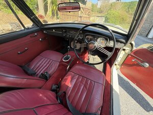 MG MGB  GT Overdrive 