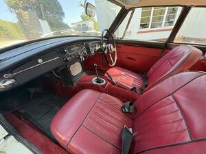 MG MGB  GT Overdrive 