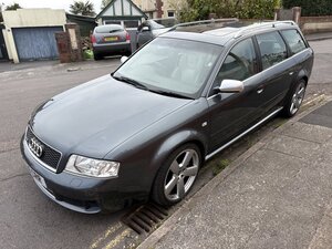 Audi RS 6 4.2 RS 6 Quattro AUTO 5dr