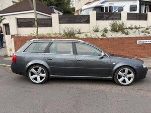 Audi RS 6 4.2 RS 6 Quattro AUTO 5dr