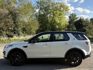 Land Rover Discovery Sport 2.0 Discovery Sport Black HSE TD4 AUTO 5dr