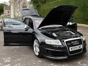 Audi RS6 Avant 5.0 RS 6 Quattro AUTO 5dr