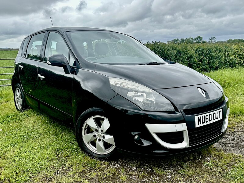 Renault Scenic 1.6 Scenic Dynamique Tomtom VVT 5dr