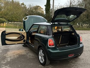 Mini Hatch 1.6 Cooper D 3dr