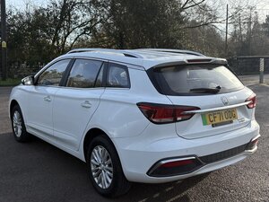 MG MG5 MG5 Exclusive LONG Range EV 5dr