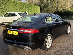 Jaguar XF 2.2 XF Luxury D AUTO 4dr